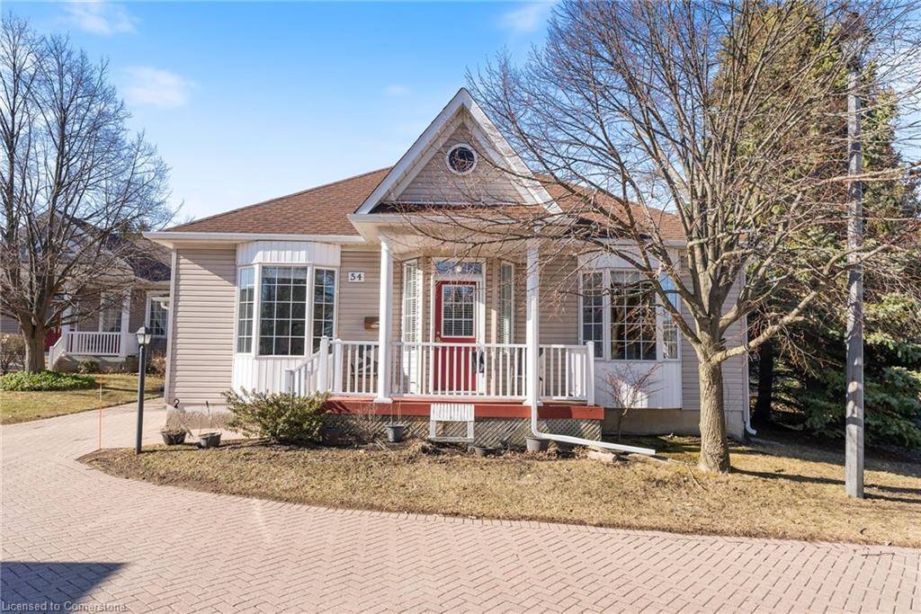 Mount Hope, ON L0R 1W0,54 Silverbirch Boulevard