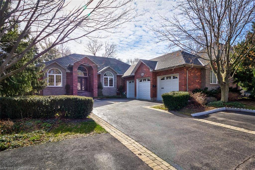 Ancaster, ON L9G 2Z8,448 Lodor Street