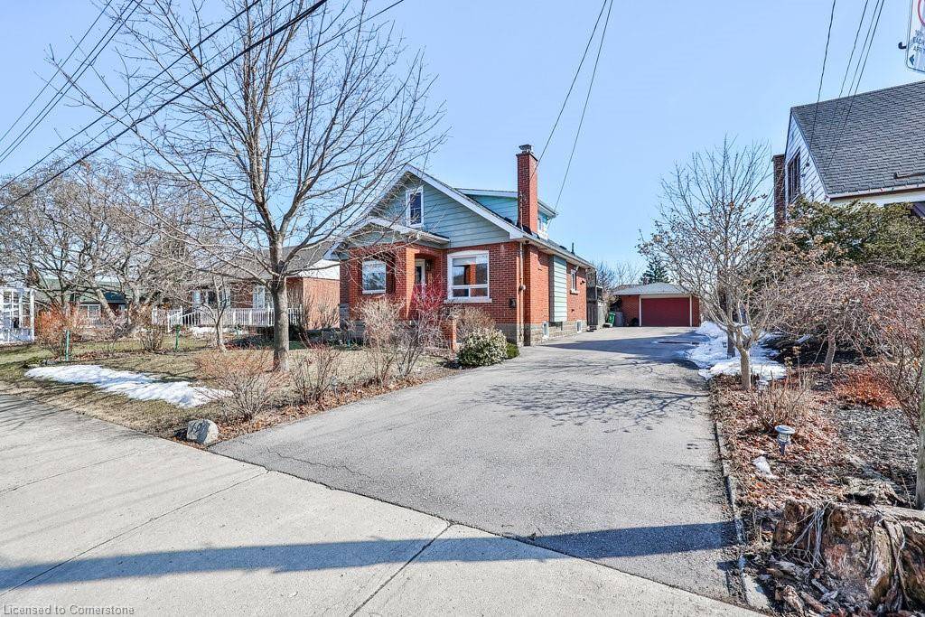 Hamilton, ON L8K 4P7,193 Stewartdale Avenue