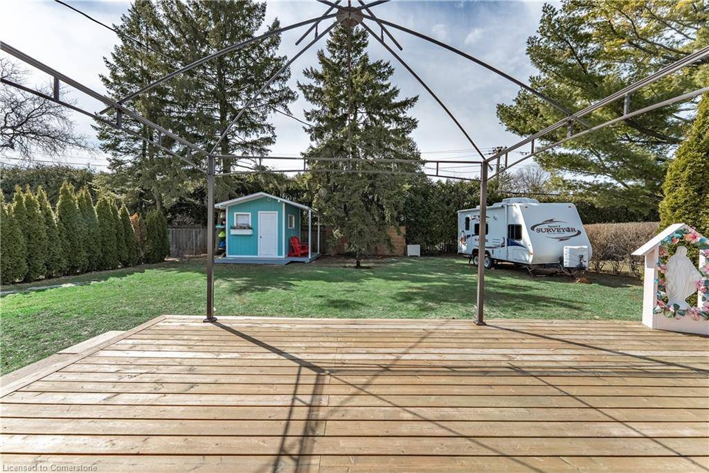 Burlington, ON L7L 4E7,278 White Pines Drive