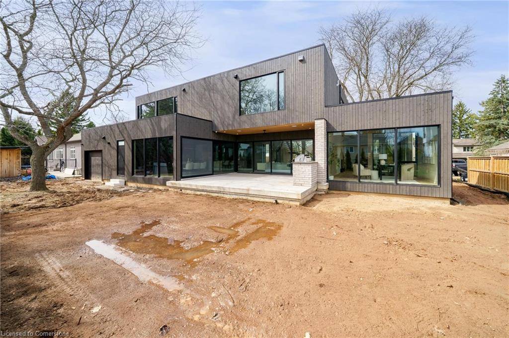 Ancaster, ON L9G 1B1,16 Joanne Court