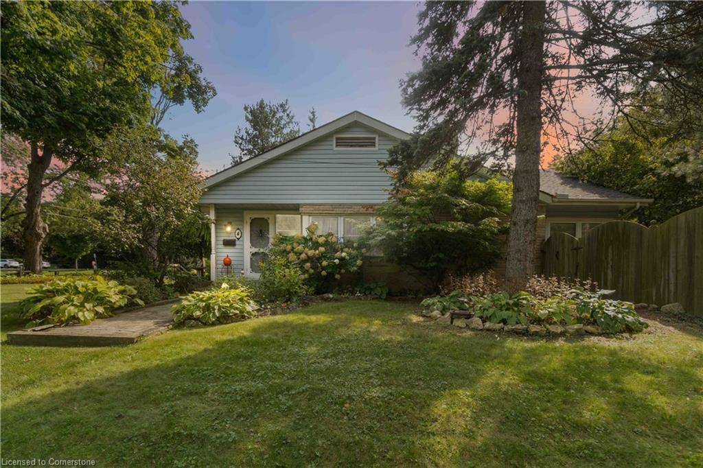 Ancaster, ON L9G 1A4,4 Thornwood Drive