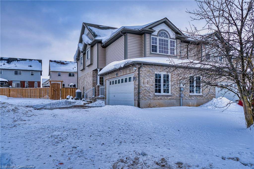 Kitchener, ON N2R 1X9,105 Woodbine Avenue