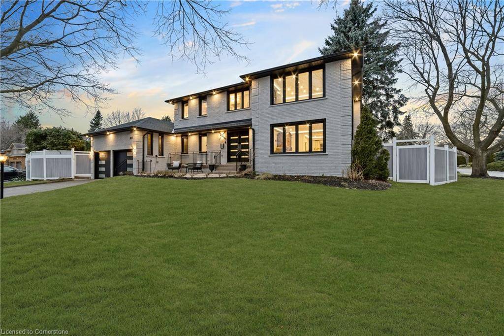Mississauga, ON L5K 2L4,1857 Friar Tuck Court