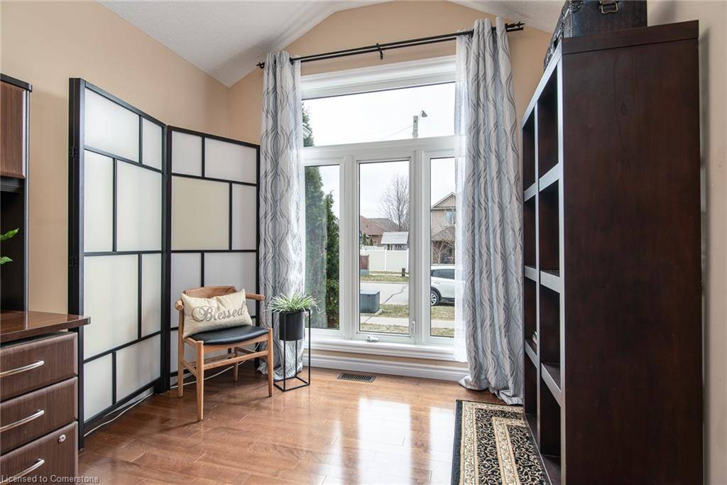 Elmira, ON N3B 3P7,130 Muscovey Drive