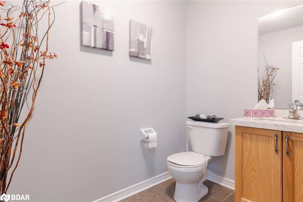 Barrie, ON L4M 0G2,175 Stanley Street #36