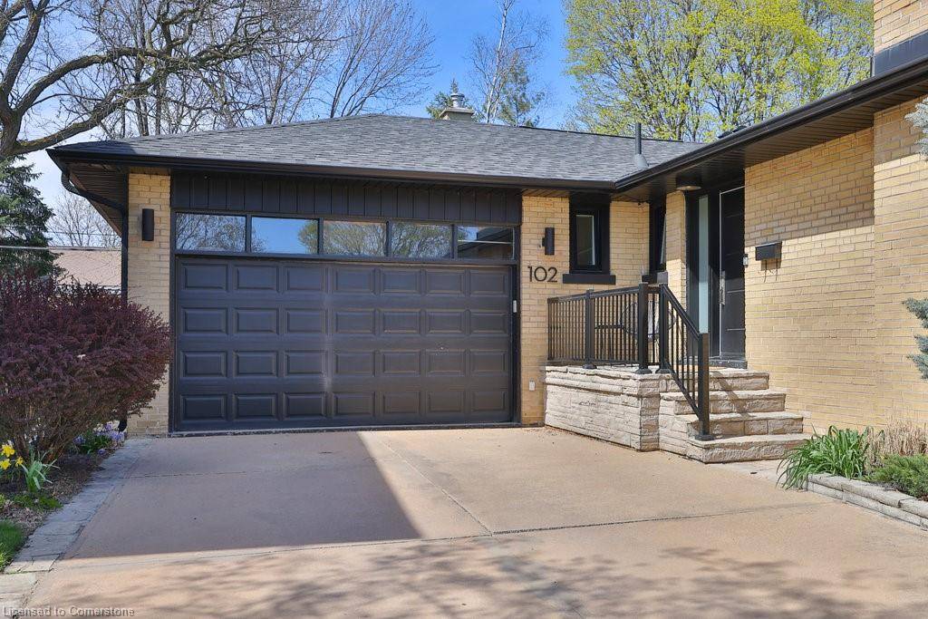Toronto, ON M9B 2X8,102 Prince George Drive