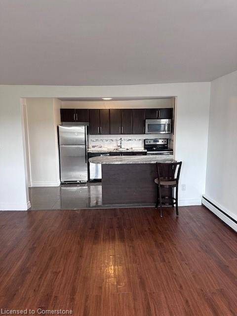 Dundas, ON L9H 4N9,2 Grant Boulevard #17
