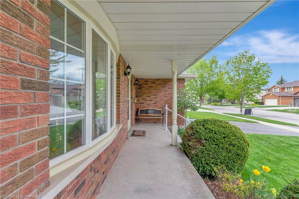Waterloo, ON N2K 3E2,331 Auburn Drive