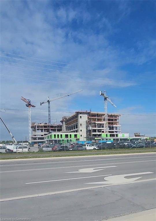 Niagara Falls, ON L2H 3N3,8056 Mcleod Road Road