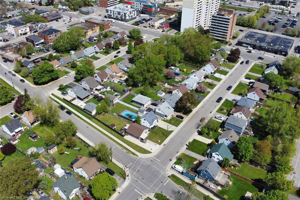 Hamilton, ON L8H 6B3,237 Adair Avenue N