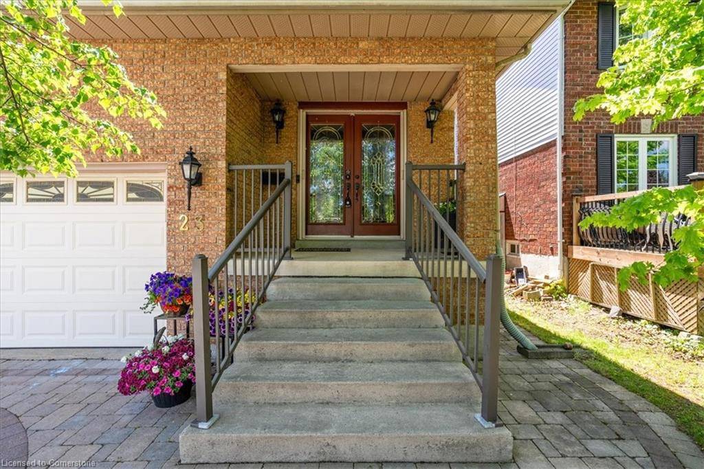 Waterdown, ON L0R 2H5,23 Duncan Avenue