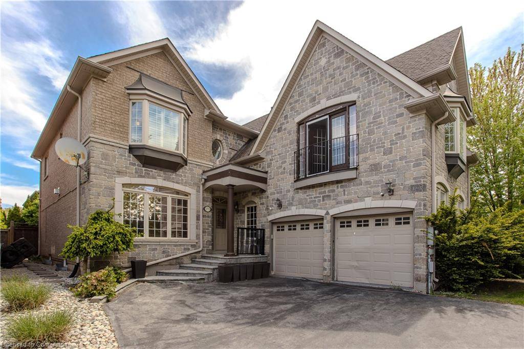 Oakville, ON L6L 6W8,373 Burloak Drive