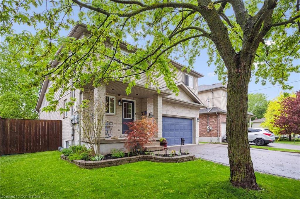 Elmira, ON N3B 2H2,9 Park Avenue E