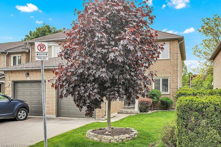 Dundas, ON L9H 6Z6,11 Pirie Drive #62