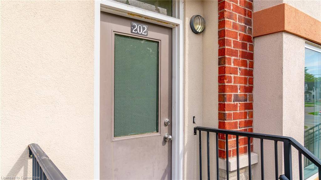 Milton, ON L9T 1Y8,174 Bronte Street S #202