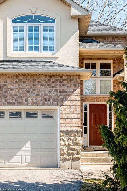 Ancaster, ON L9G 5E4,39 Naomi Court