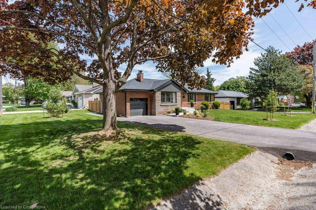 Burlington, ON L7T 3A8,877 Condor Drive