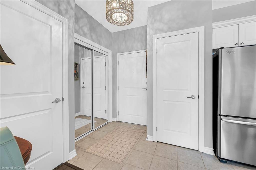 Ancaster, ON L9G 1N1,95 Wilson Street #101