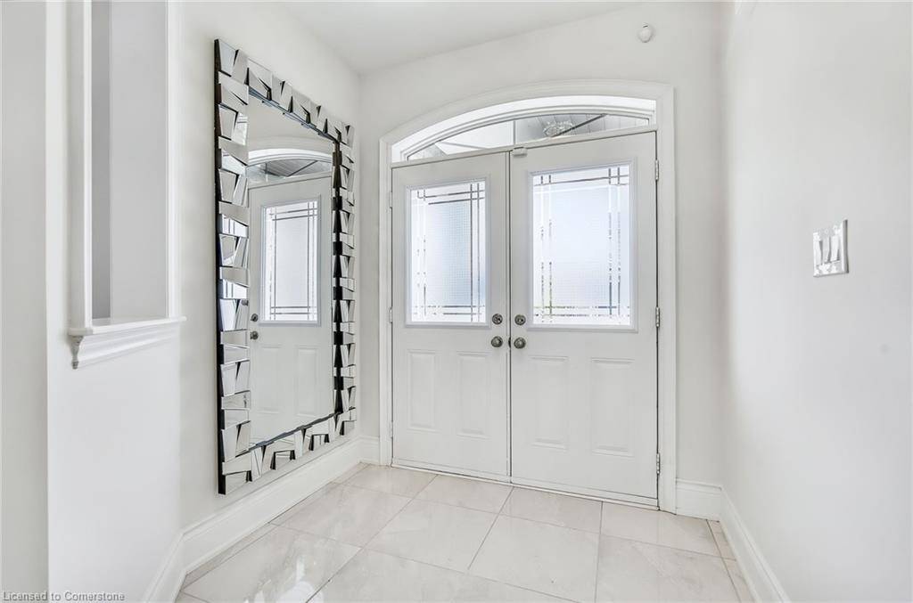 Waterdown, ON L8B 1W7,39 Avanti Crescent