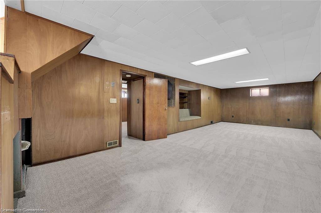 Hamilton, ON L8T 3M4,28 Ashland Avenue #B