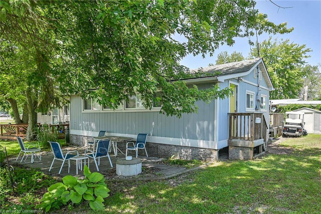 Selkirk, ON N0A 1P0,1041 Lakeshore Road