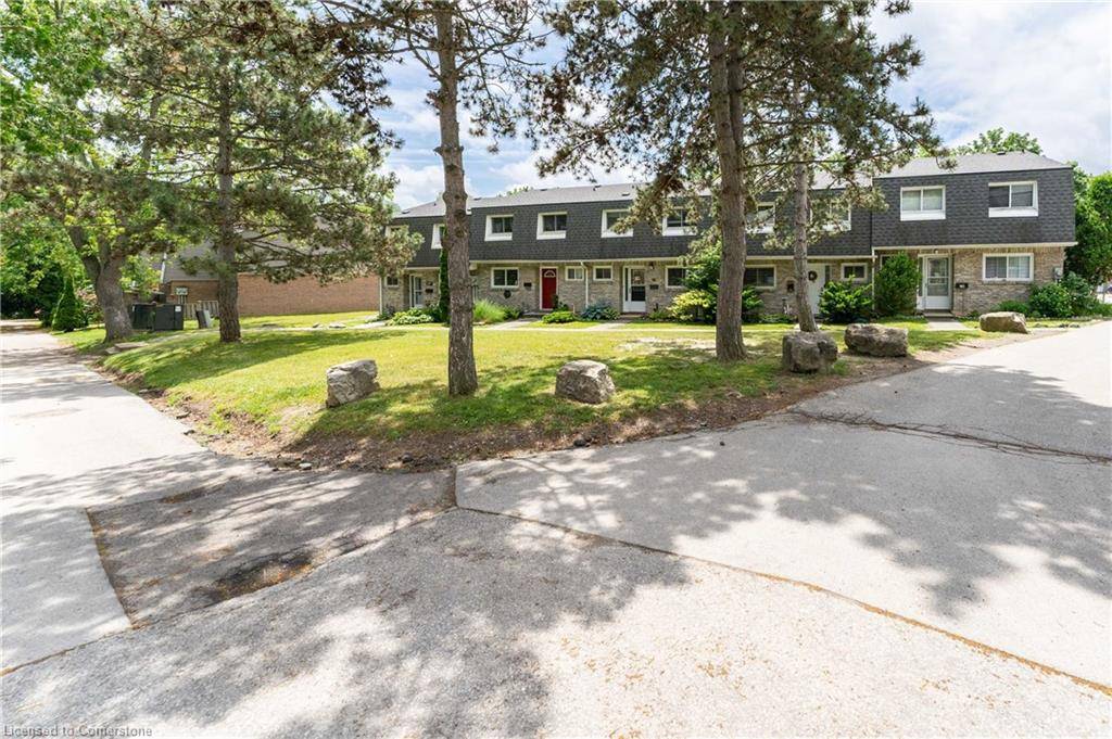Burlington, ON L7P 3R9,2050 Upper Middle Road #145