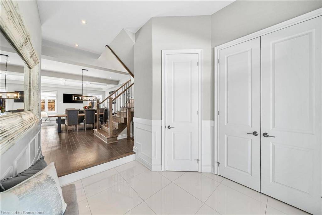 Oakville, ON L6L 0E7,114 Waterview Common
