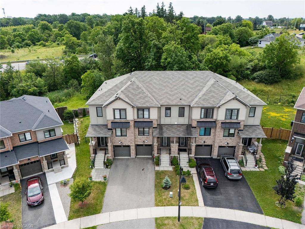 Stoney Creek, ON L8J 0H8,136 Crafter Crescent