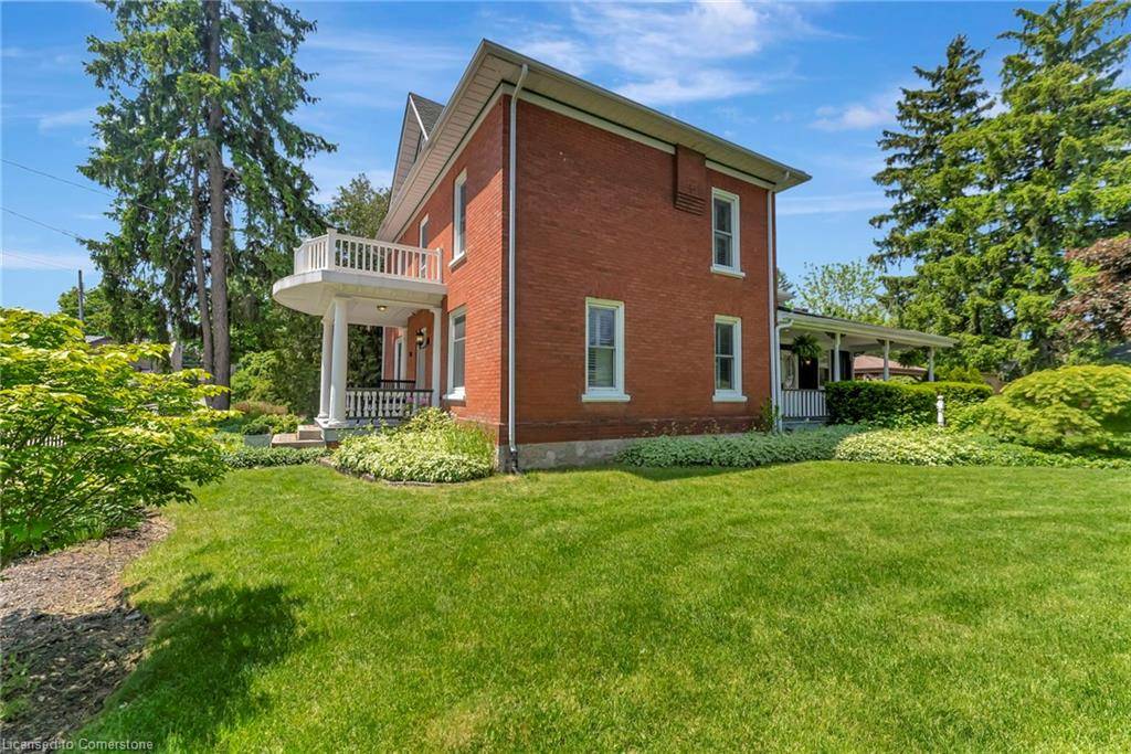 Ayr, ON N0B 1E0,24 Hall Street