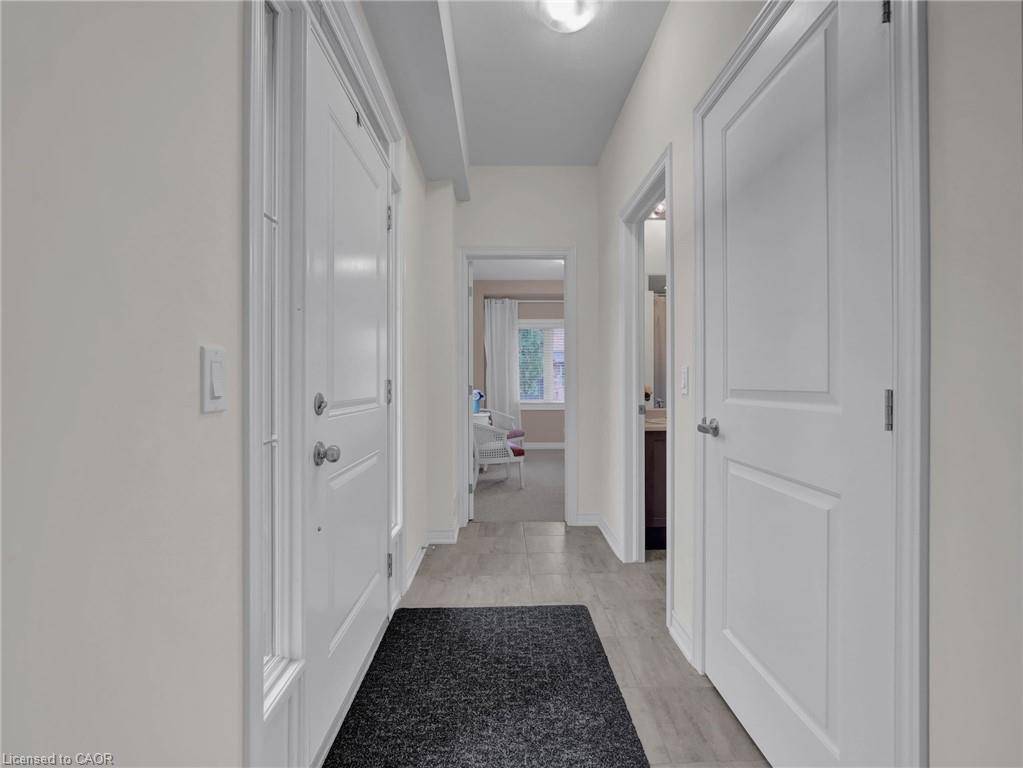 Waterdown, ON L8B 1W5,101 Mallard Trail