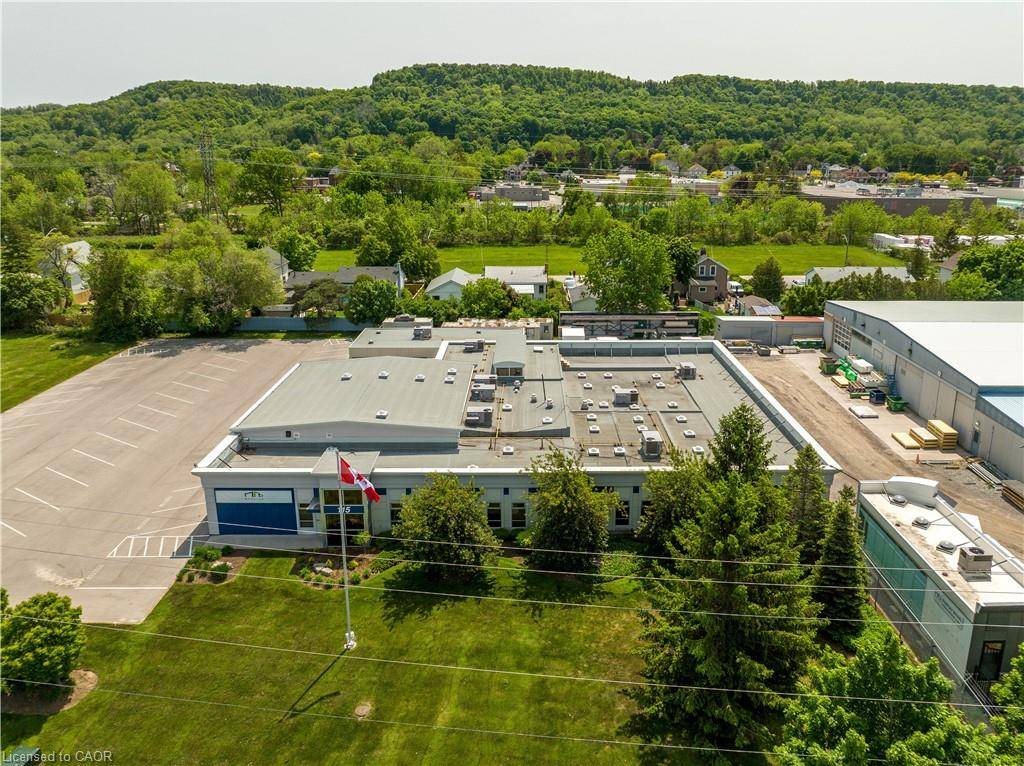 Grimsby, ON L3M 1Y6,115 South Service Road