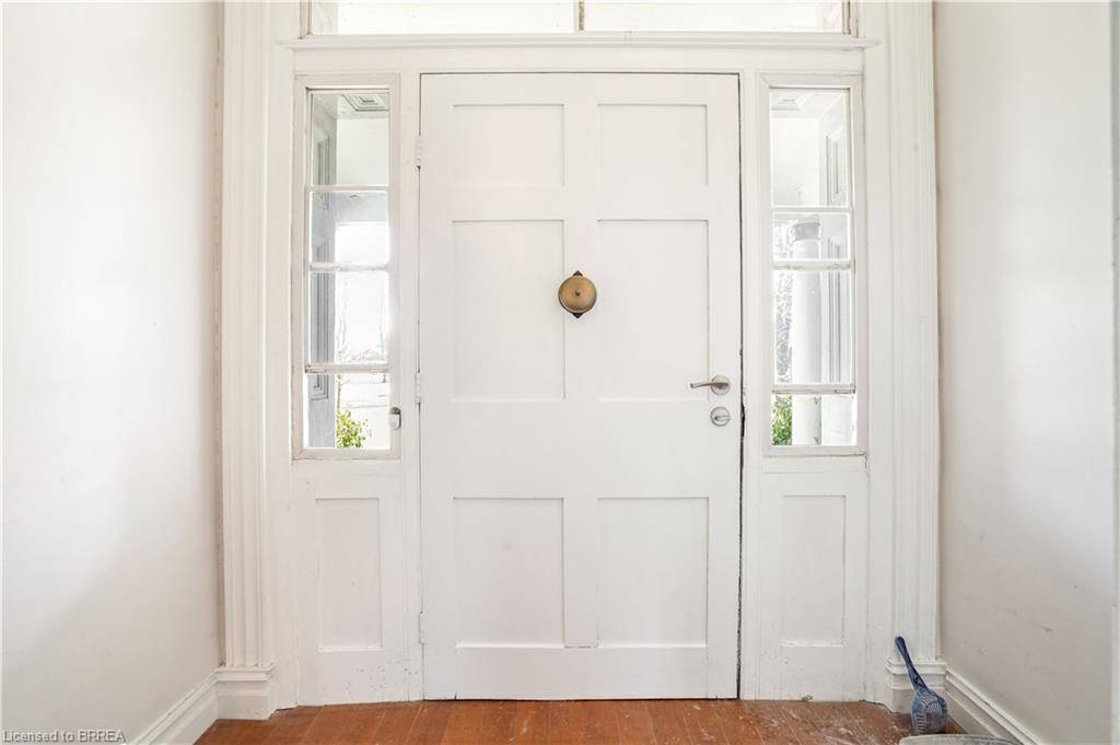 Paris, ON N3L 3E2,899 Keg Lane