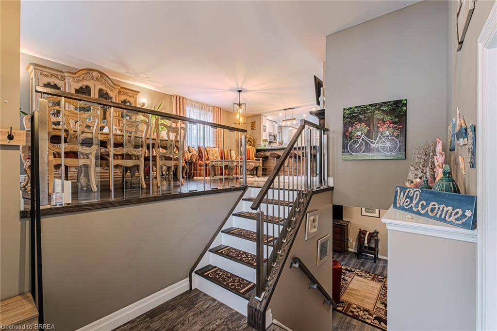 Paris, ON N3L 1Z6,52 Amelia Street