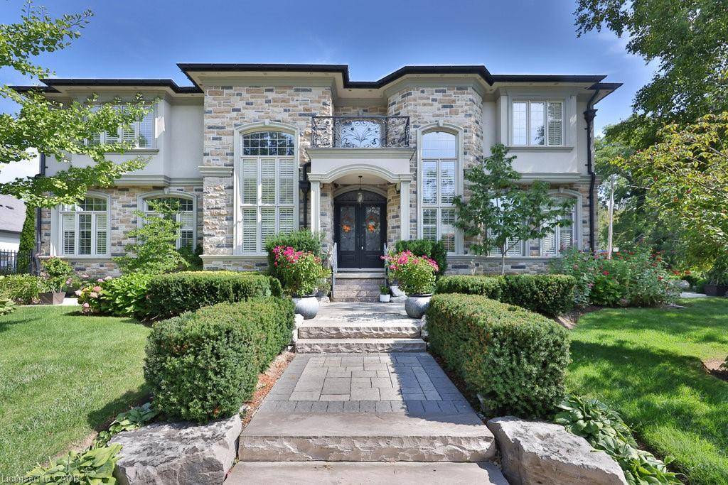 Burlington, ON L7R 1B1,2229 Lakeshore Road