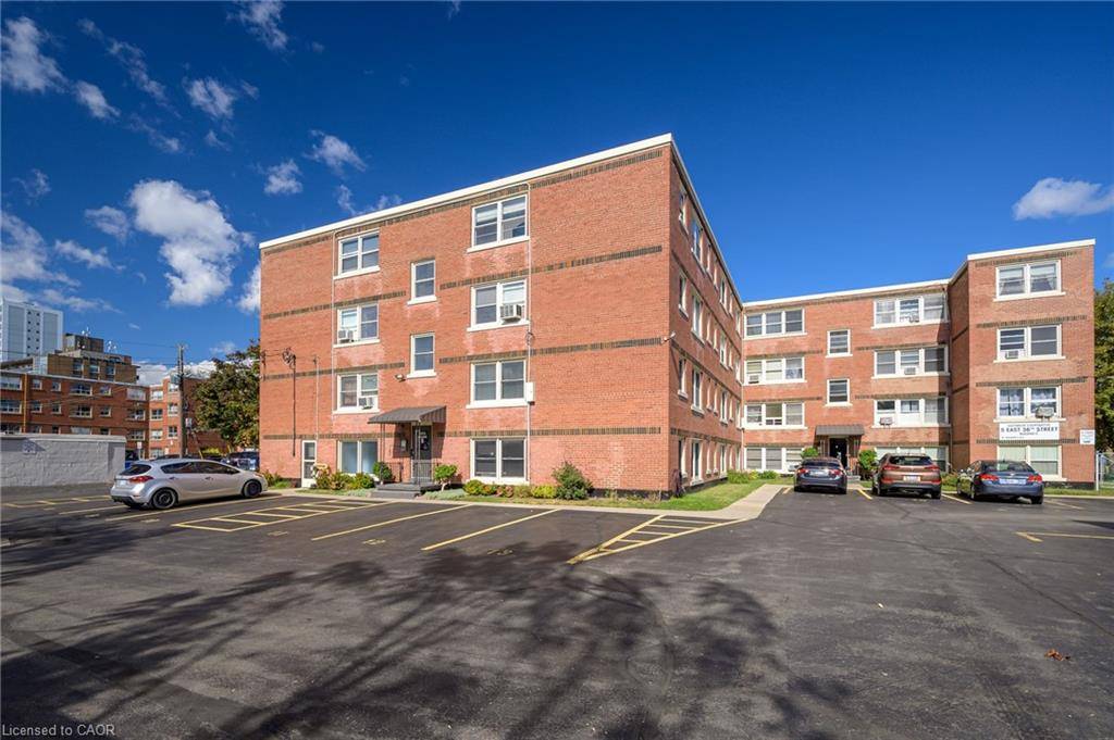 Hamilton, ON L8V 3Y6,5 East 36th Street #205C