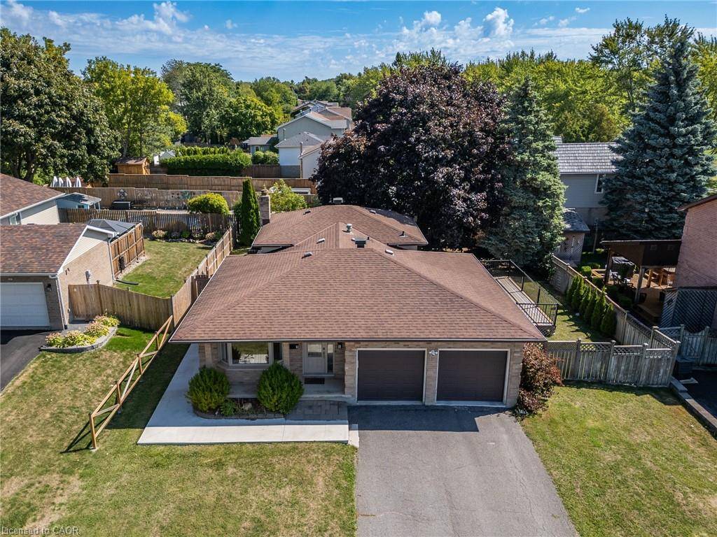 Kingston, ON K7K 6G3,15 Windfield Crescent