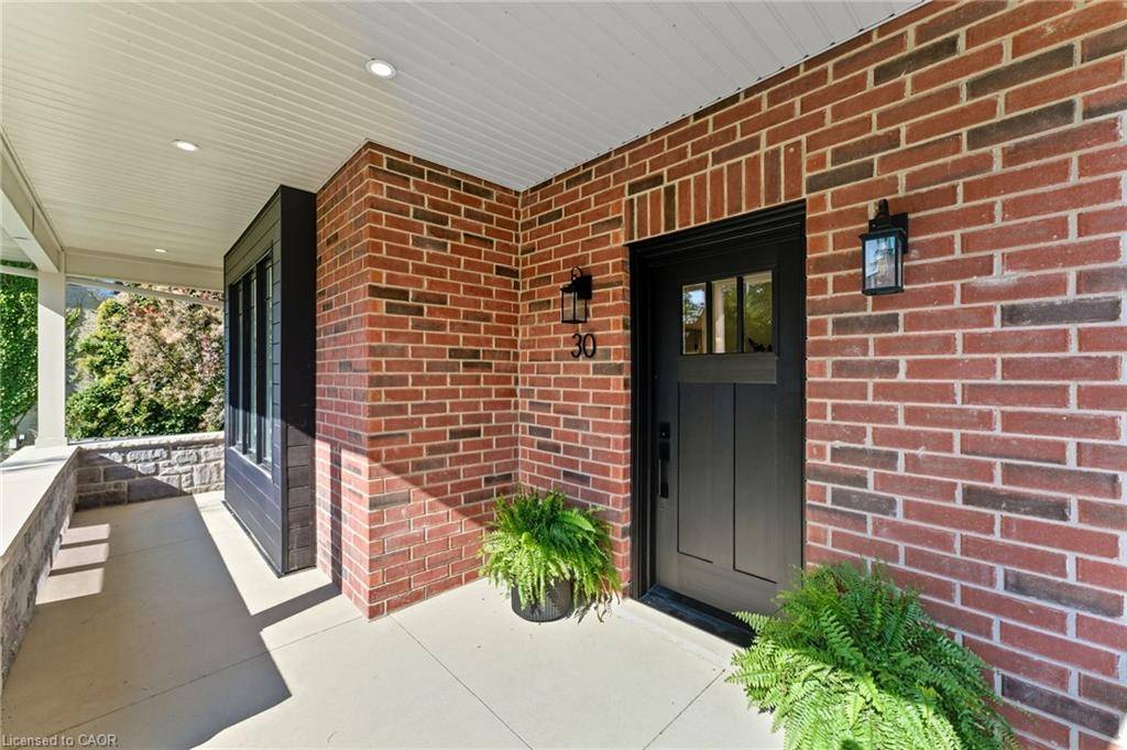 Ayr, ON N0B 1E0,30 Manley Street