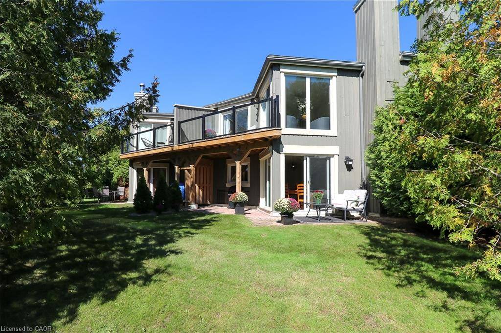 Collingwood, ON L9Y 5B4,133 Fairway Crescent #38