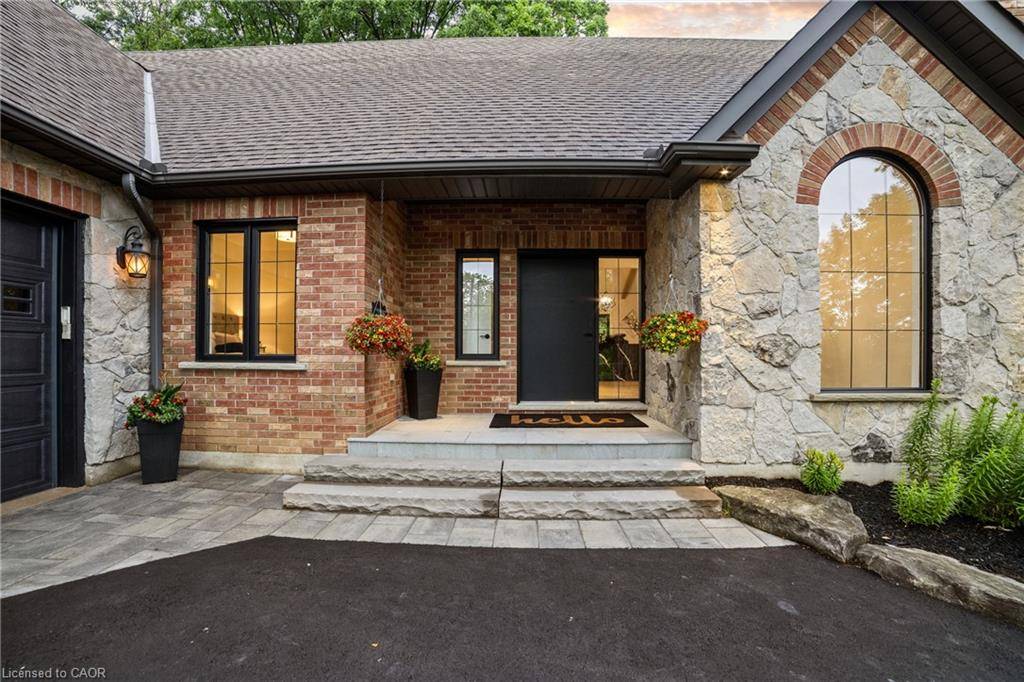 Ancaster, ON L9G 2A9,515 Hamilton Drive