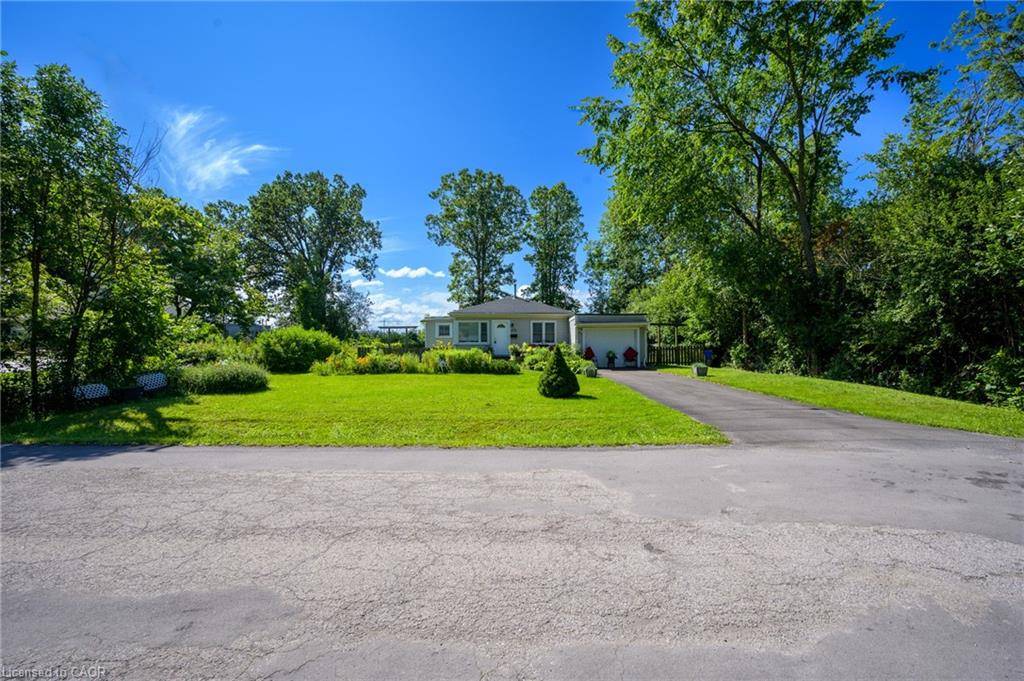 Fort Erie, ON L2A 6B1,625 Sims Avenue