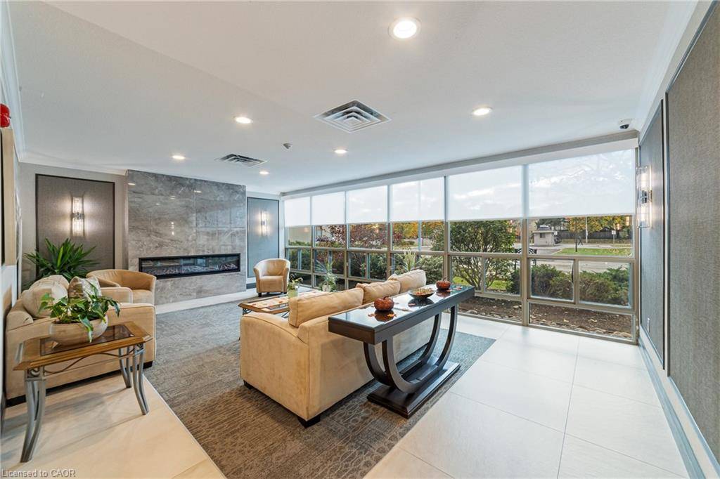 Burlington, ON L7L 5V7,5080 Pinedale Avenue #509