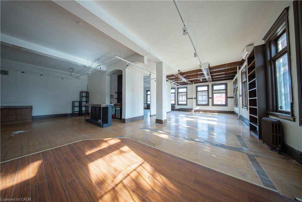 Hamilton, ON L8R 2R1,231 Bay Street N