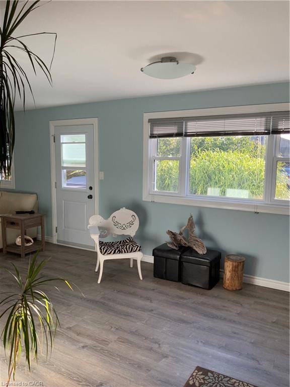 Long Point, ON N0E 1M0,25 First Avenue