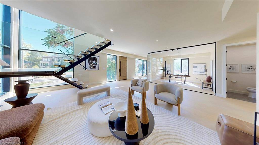 Toronto, ON M3H 3M2,28 Dunsmore Garden