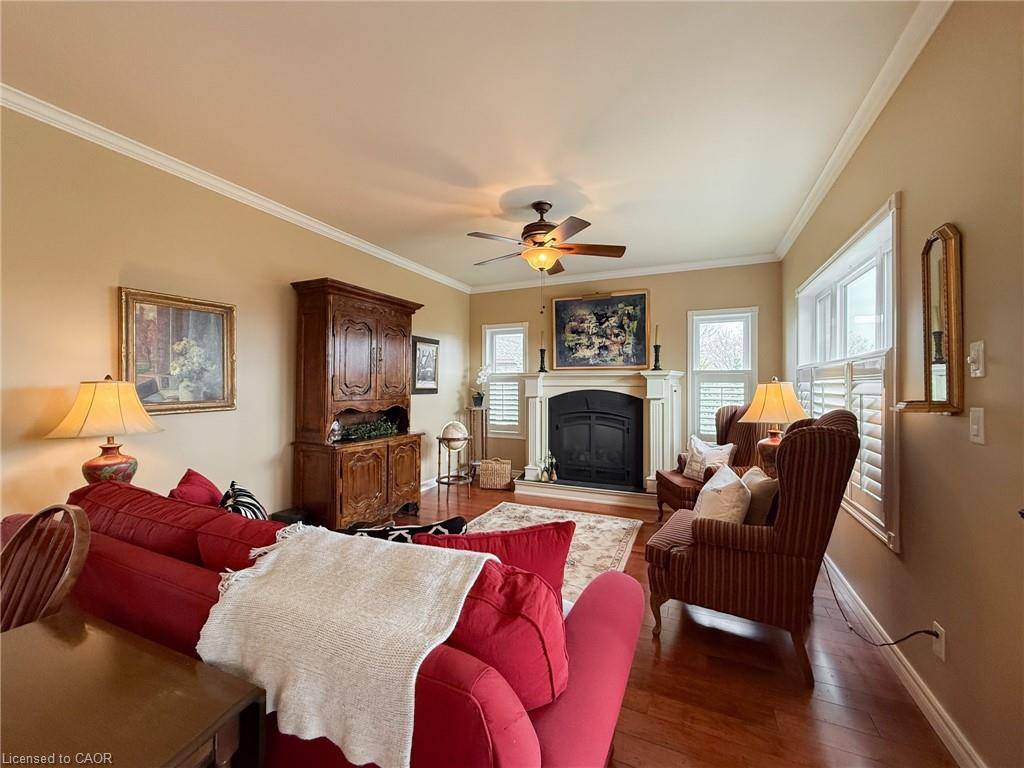 Port Dover, ON N0A 1N5,14 East Street S