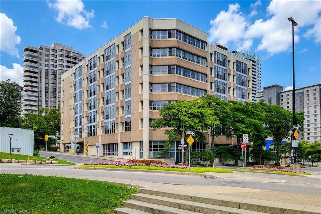 66 Bay Street S #414, Hamilton, ON L8P 4Z6