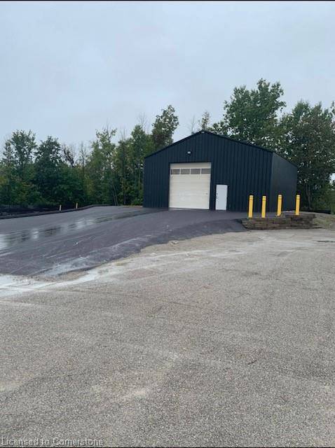 Oro-medonte, ON L0L 2L0,1585 #11 Highway N