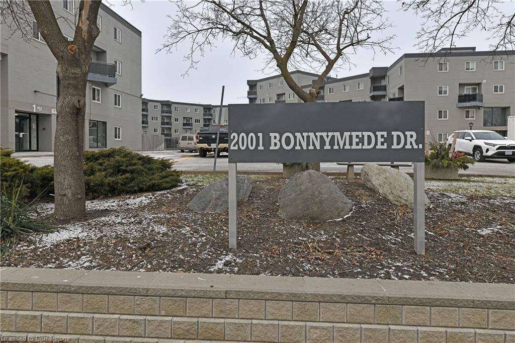 Mississauga, ON L5J 4H8,2001 Bonnymede Drive #140