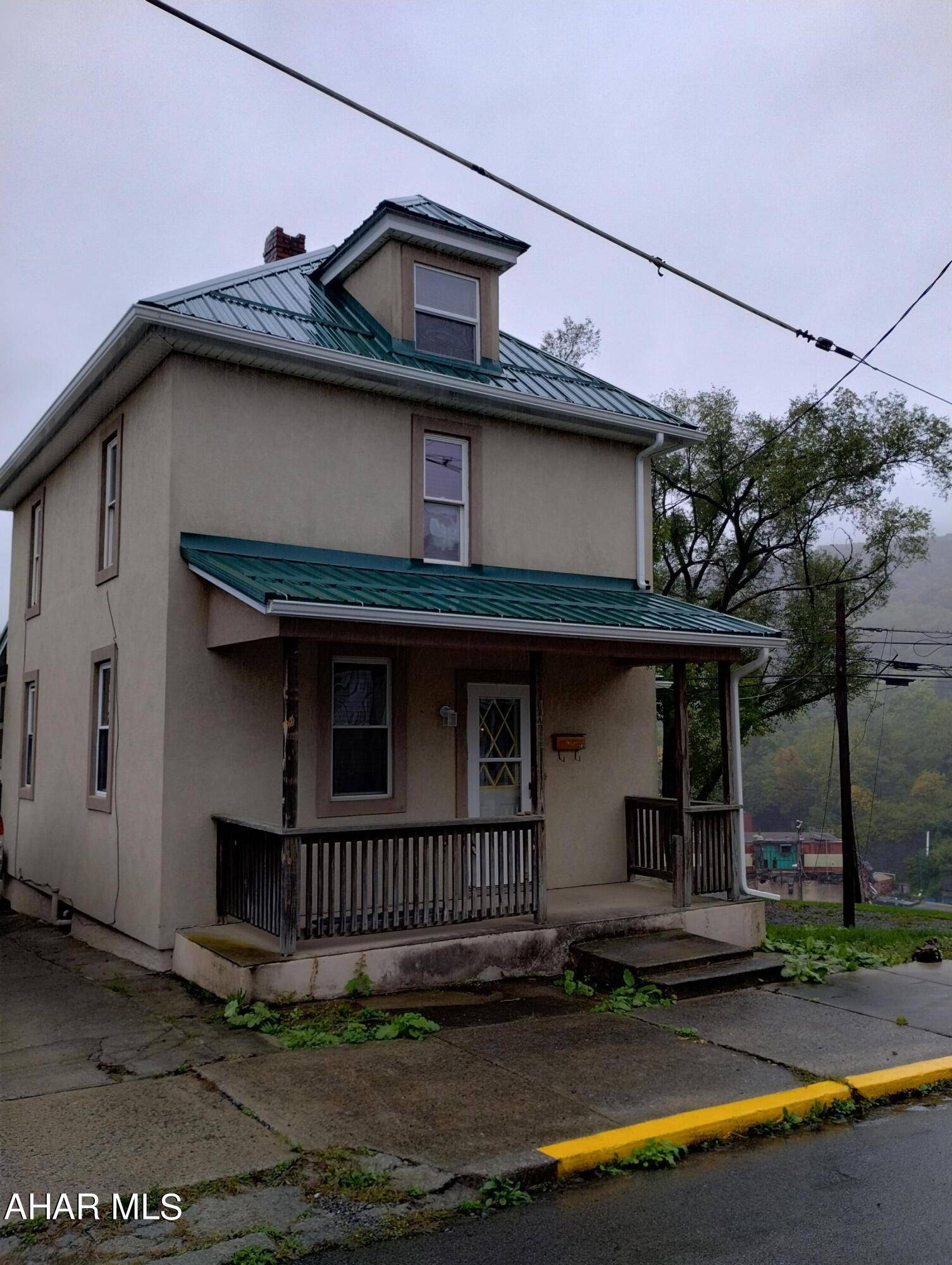 Roaring Spring, PA 16673,202 Poplar Street, Roaring Spring, PA 16673